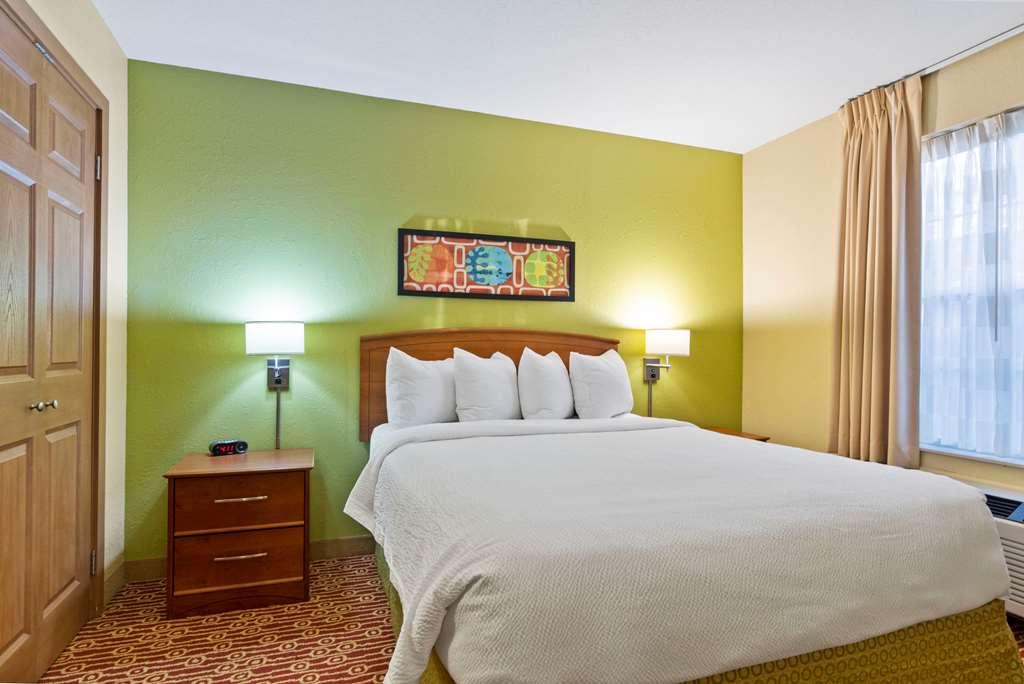 Extended Stay America Suites - Richmond - Glen Allen - Short Pump Room photo